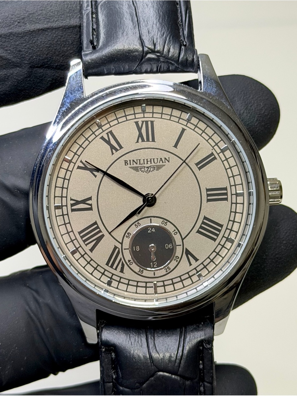 Binlihuan TM888 Small Seconds Roman Numeral Men’s Classic 42mm Men’s Dress Watch